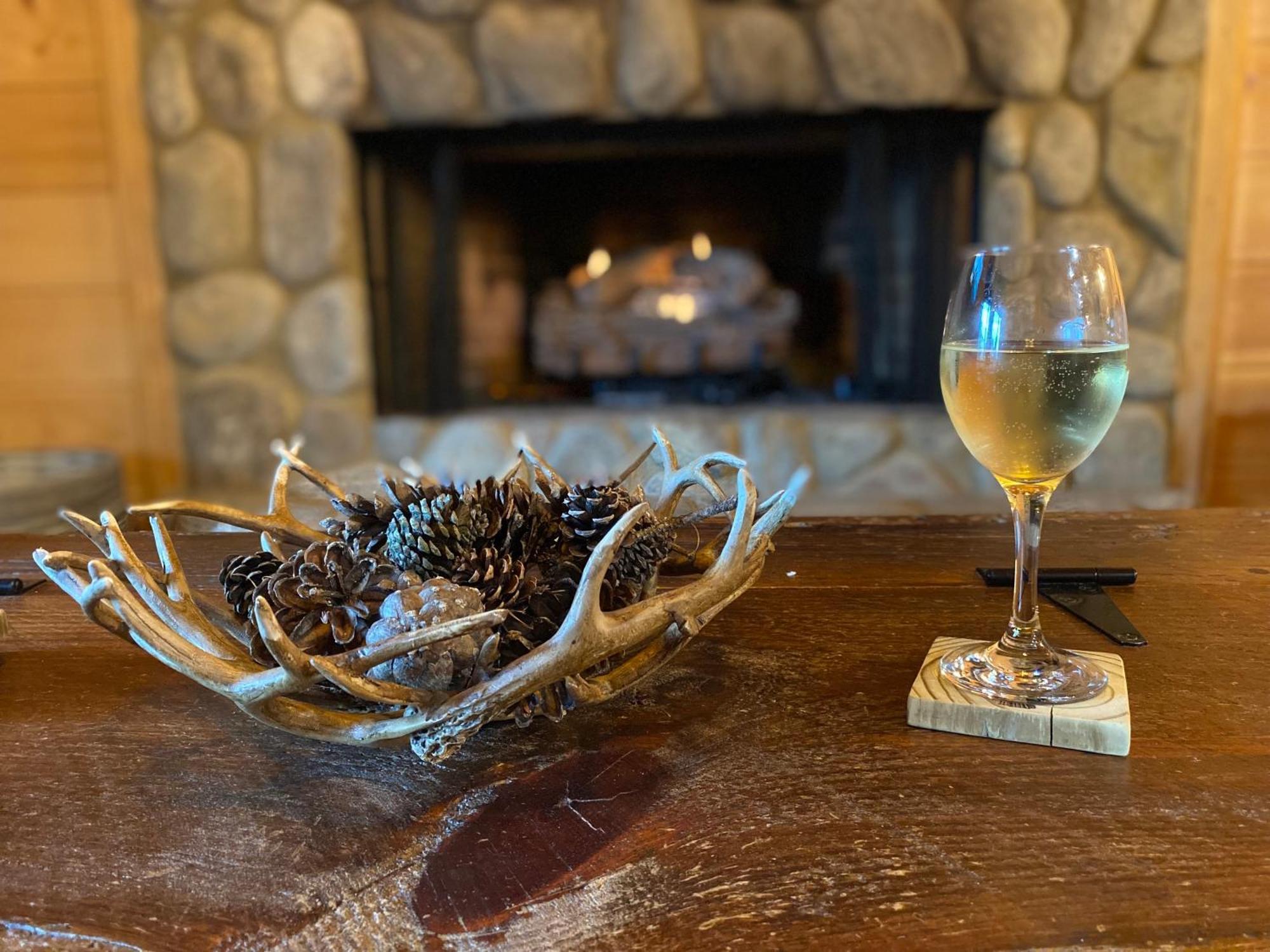 Holiday home The Cozy Lazy Laurel With Year-round Mountain Views, Hot Tub, Fire Pit